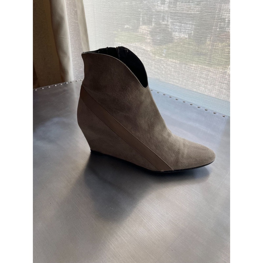Pre-owned Robert Clergerie Gray Suede Ankle Booties Wedge SZ 7 Made in France - Picture 7 of 9